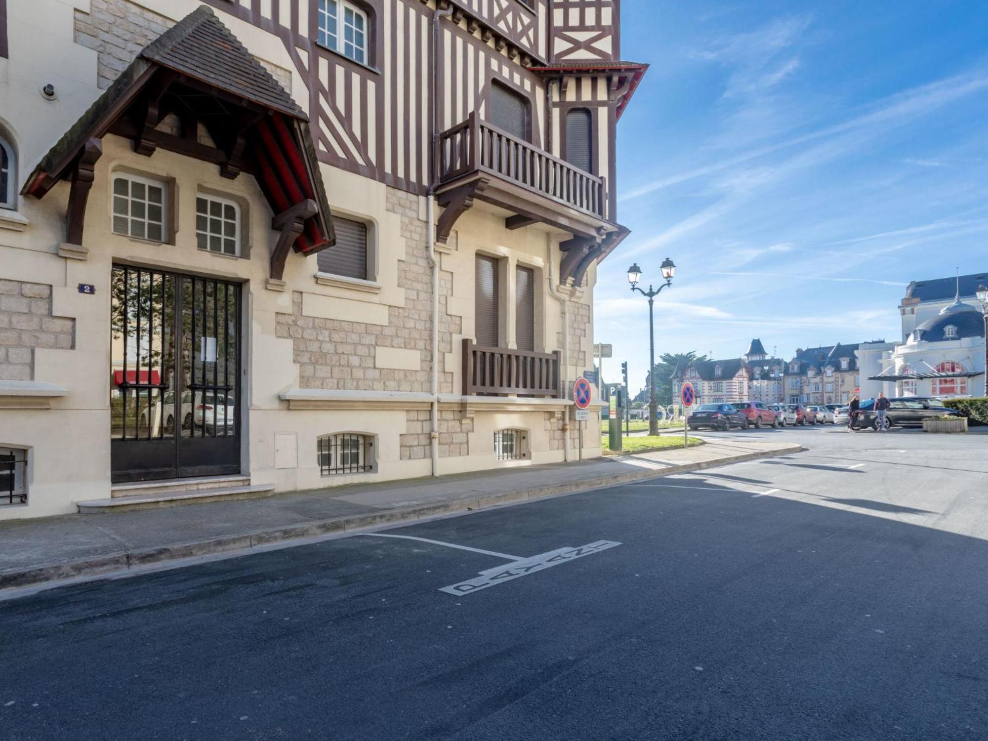 Apartment Le Normandie Home Cabourg Buitenkant foto